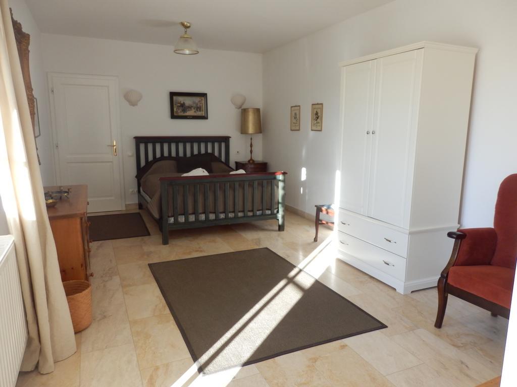 Liszkay Borkuria Hotel Monoszlo Buitenkant foto